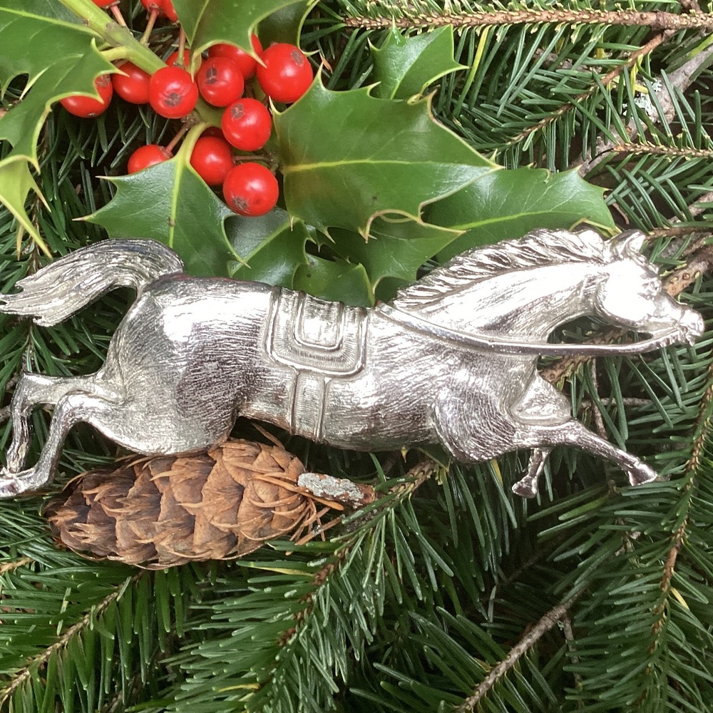 Vintage Signed Mimi Di N Outstanding Big Metal Horse Belt Buckle Scarf Slide